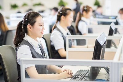 大金空調榮獲2019年度“全國政府采購空調十大領軍品牌”榮譽，彰顯卓越品質與專業服務